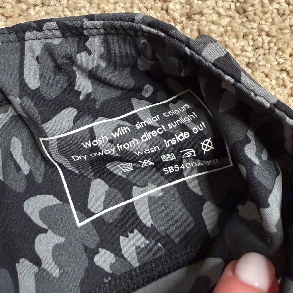 Sweaty Betty Power‎ 7/8 Leggings Gray Leopard Print High Rise Gym Yoga Size 6